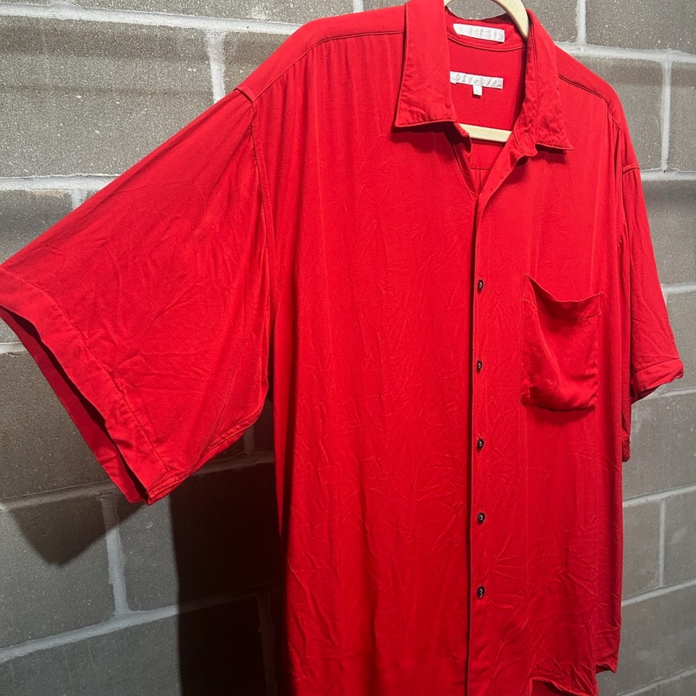 Perry Ellis Button-Up